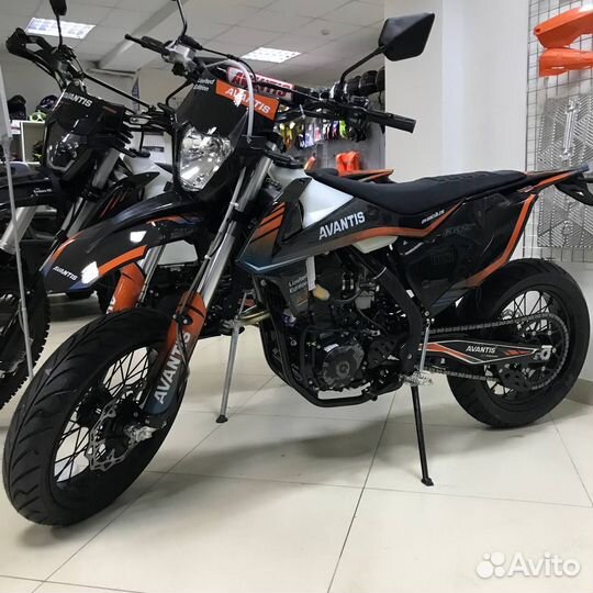 Мотоцикл Avantis A7 NEW Motard dohc (NC250/182MM)