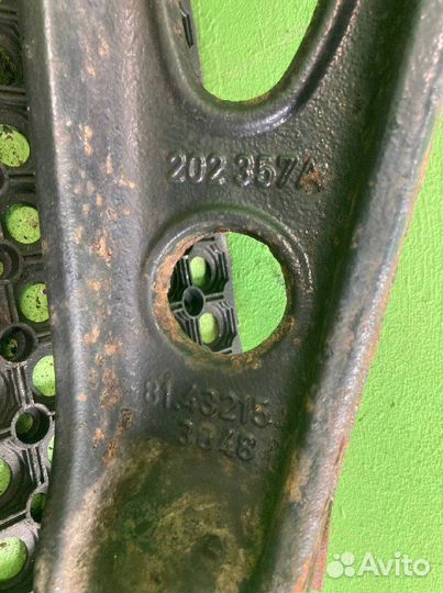 Кронштейн реактивной тяги MAN TGX