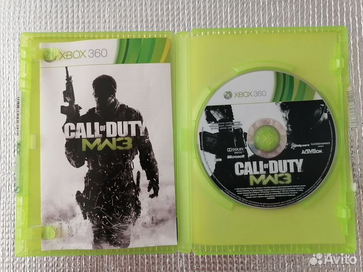 Xbox 360 с дисками игр