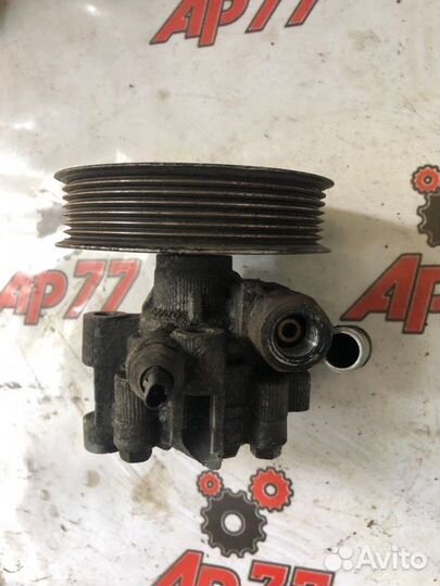 Насос гидроусилителя руля Toyota Avensis ADT250