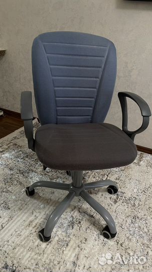 Компьютерный стул