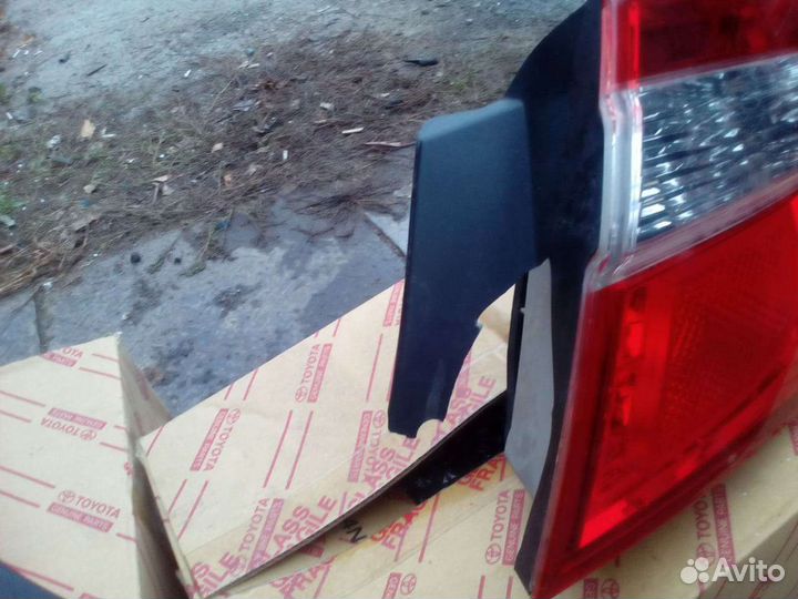 Задние фонари toyota camry 50-ый кузов