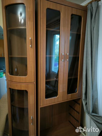 Буфеты и серванты