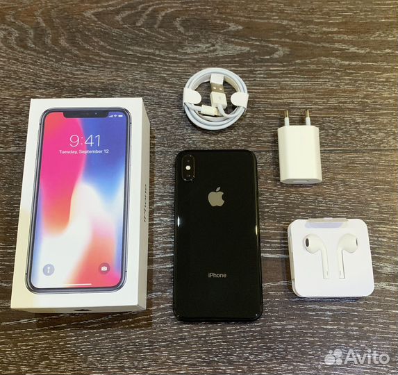 iPhone X, 64 ГБ