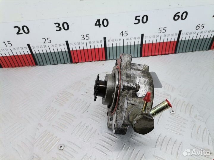 Насос вакуумный для Nissan X-Trail T30 14650AD20A