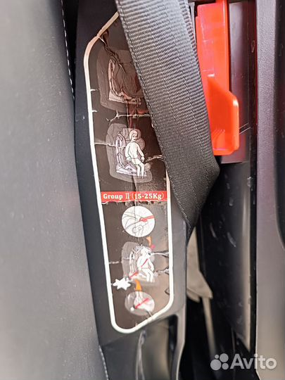 Автомобильное детское кресло