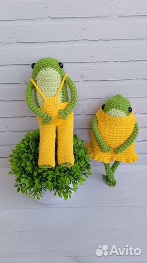 Вязаная лягушка