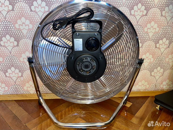 Вентилятор напольный Midea