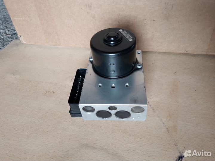 Блок ABS на Volvo S60