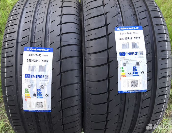 Triangle TH201 255/40 R19 и 275/40 R19 100Y
