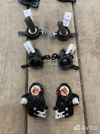 Динамик оригинальный Toyota Land Cruiser Prado 150