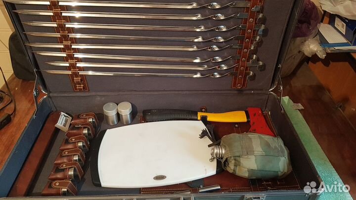 Набор для шашлыка в чемодане