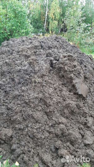 Растительный чернозём для газона, перегной, навоз