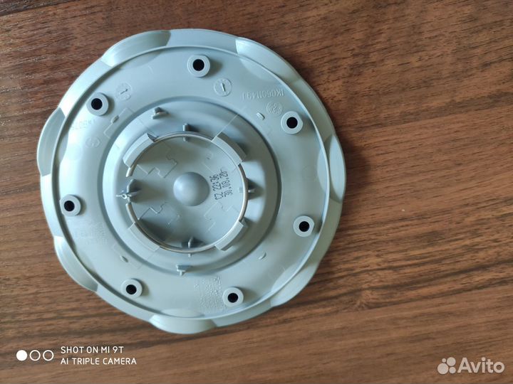 Крышка ступицы обода ступиц на WV Golf polo sharan