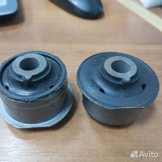 Сайлент нижнего рычага зад chrysler sebring/dodge