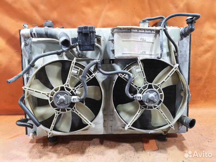 Радиатор двс на Toyota Alphard anh15w 2AZ-FE