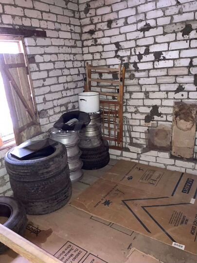 Гараж, > 30 м²