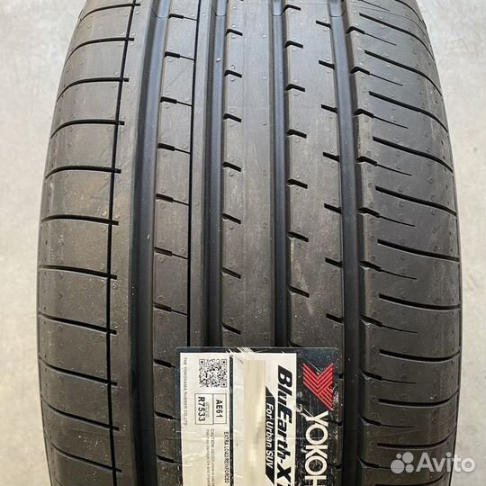 Yokohama BluEarth-XT AE61 235/55 R18