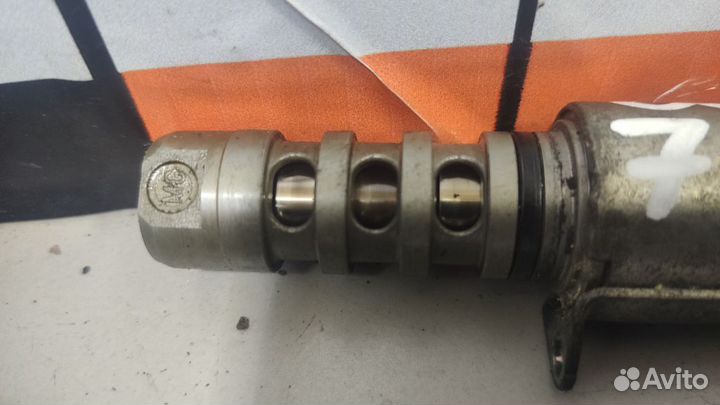 Клапан изменения фаз грм Audi A4 B7