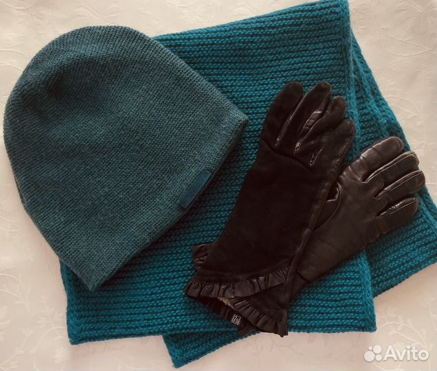 Палантины шапки снуды варежки сумка