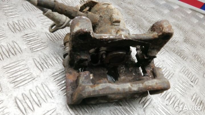 Суппорт задний правый Ford S-Max 2008