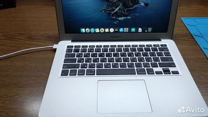 Apple MacBook Air 13 Mid 2012