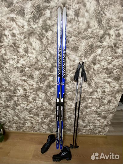 Беговые лыжи