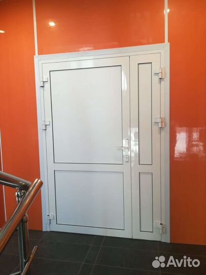 Пластиковые двери, перегородки