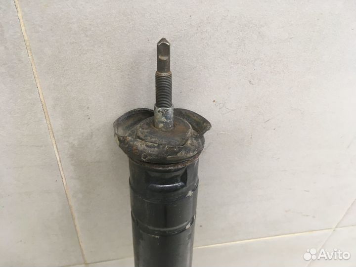 Амортизатор задний W210 E-Klasse 1995-2000