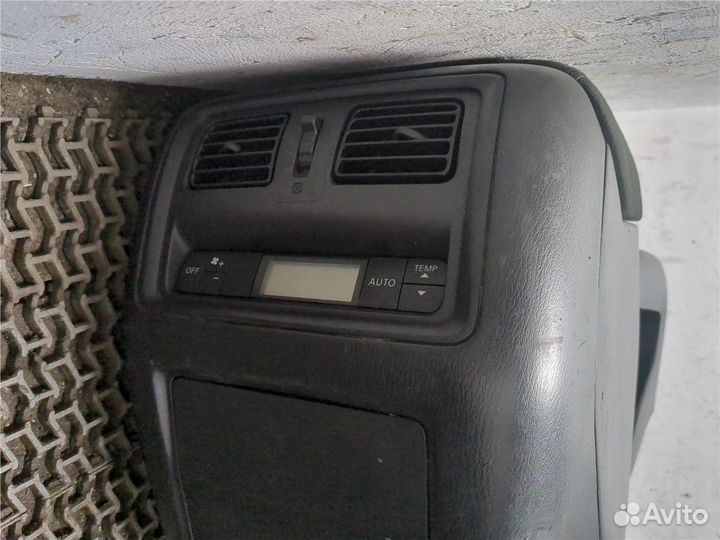 Консоль салона Nissan Pathfinder, 2013