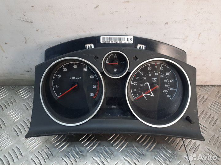 Щиток приборов (приборная панель) Opel Astra