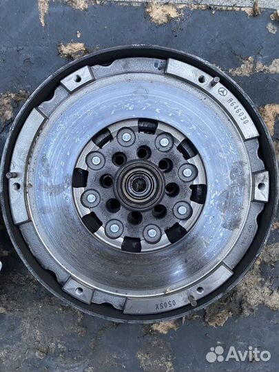 Маховик сцепление корзина Mercedes ом646 ом611