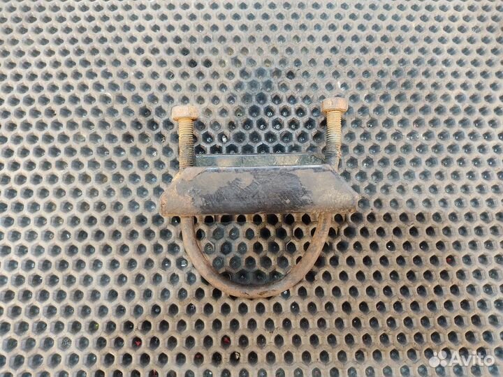 Стремянка стабилизатора переднего Man L2000