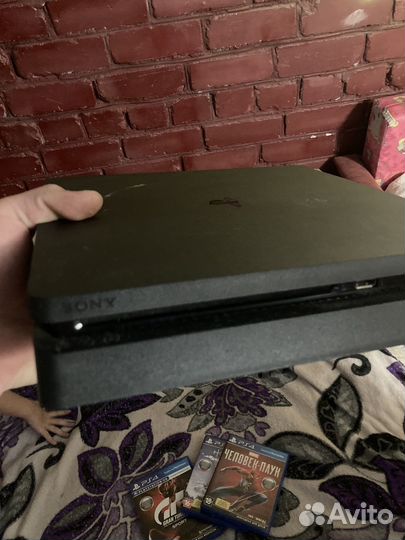 Sony PS4 slim 1tb