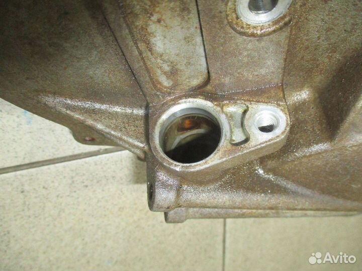 Крышка двигателя передняя Nissan Murano 2 (Z51)