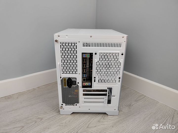 Корпус для пк прозрачный snowman CS004 Белый