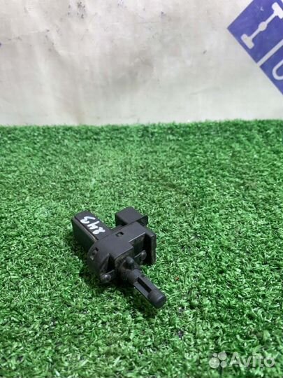 Датчик педали сцепления Ford Focus 2+ хэтчбек 1.6