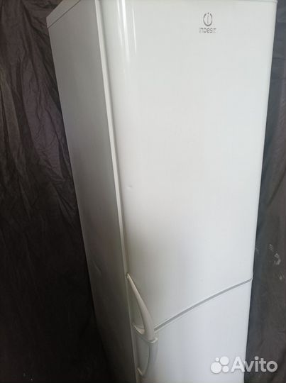 Холодильник