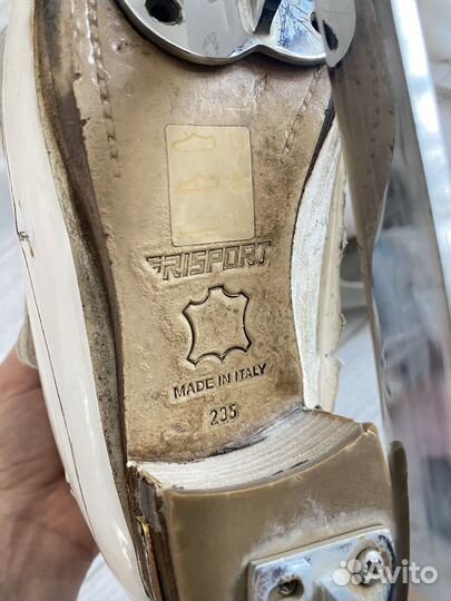 Фигурные коньки risport