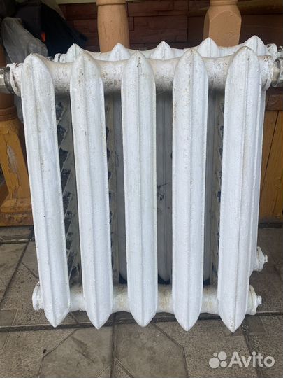 Батарея чугунная