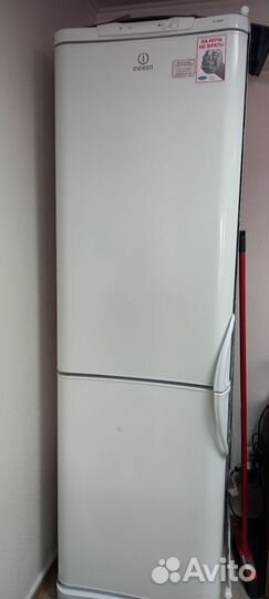 Холодильник Indezit