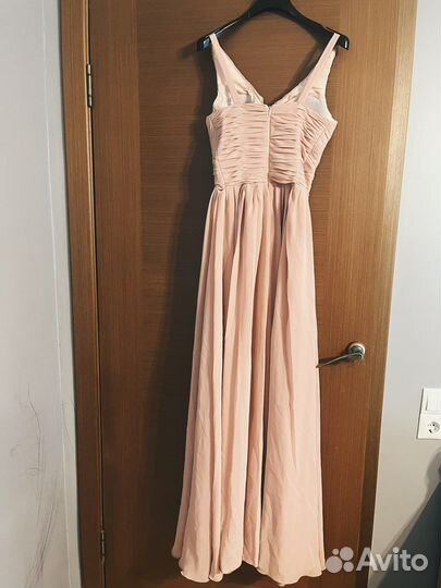 Длинное платье в пол