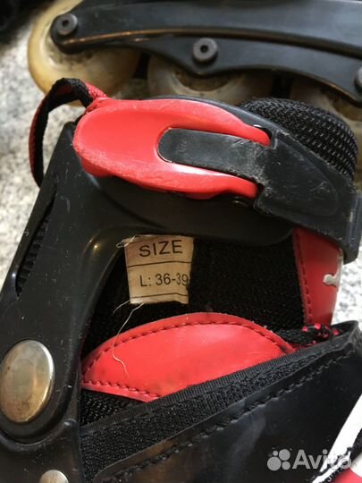 Роликовые коньки