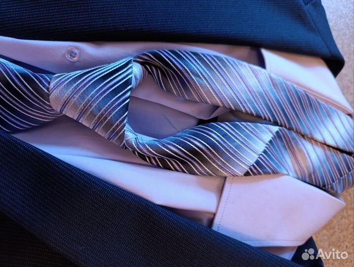 Мужской классический костюм