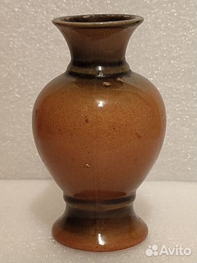 Вазочка маленькая. Интерьерная. Высота - 12 см