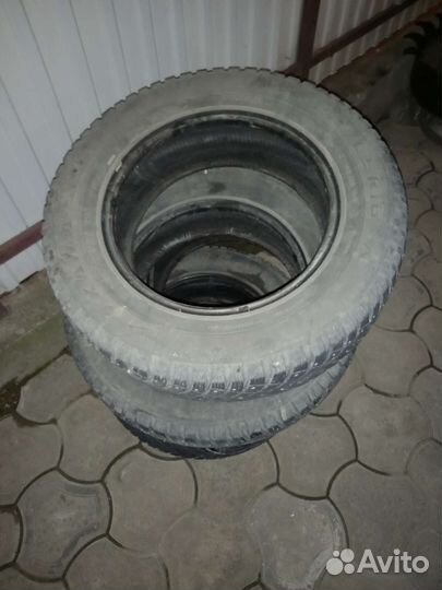 Auplus APL715 215/65 R16