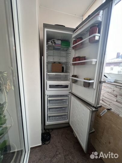 Холодильник samsung