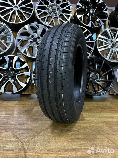 Triangle Connex Van TV701 225/70 R15C