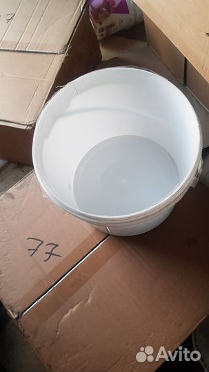 Ведро пластиковое с крышкой 10л