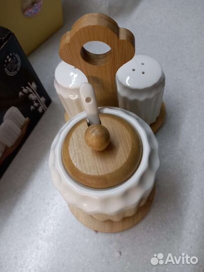 Набор сахарница +баночки д/специй